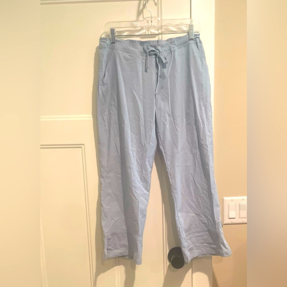 EUC worn once Prana Capri pants